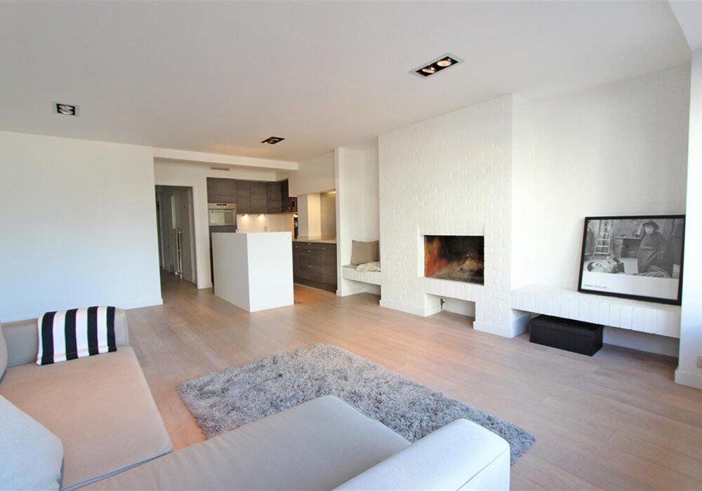 Appartement rénové avec vue ouverte près de la plage à Knokke