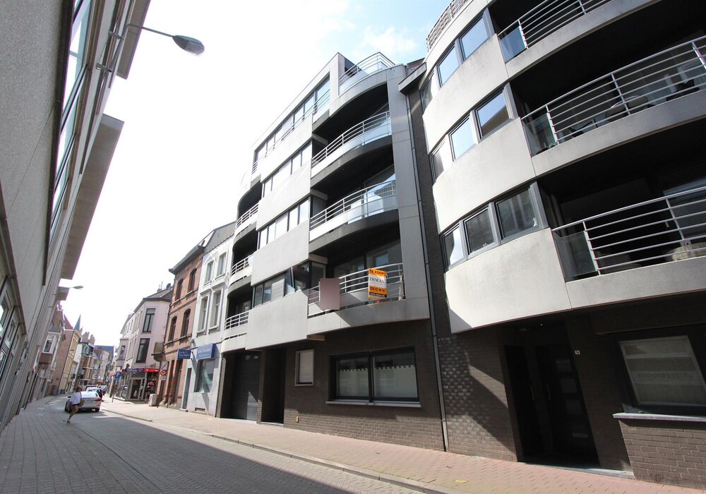 Recent en goed onderhouden appartement in het hartje van Heist