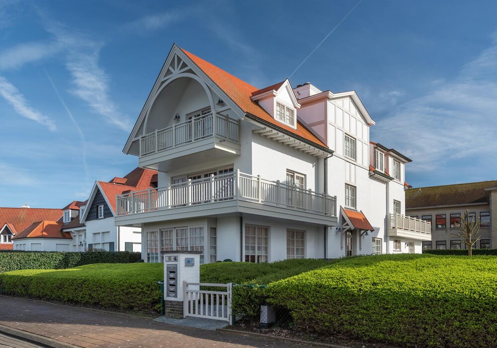 Luxueux appartement duplex, vue sur le Zegemeer à Knokke.