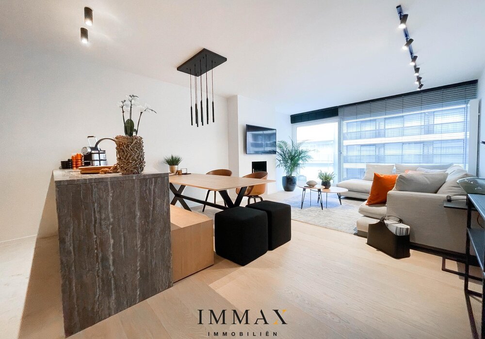 Prachtig appartement met zijdelings zeezicht