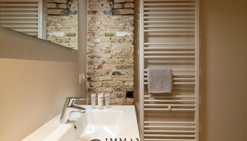 Recent gerenoveerde b&b met 5k | 2 appartementen | handelsgelijkvloers