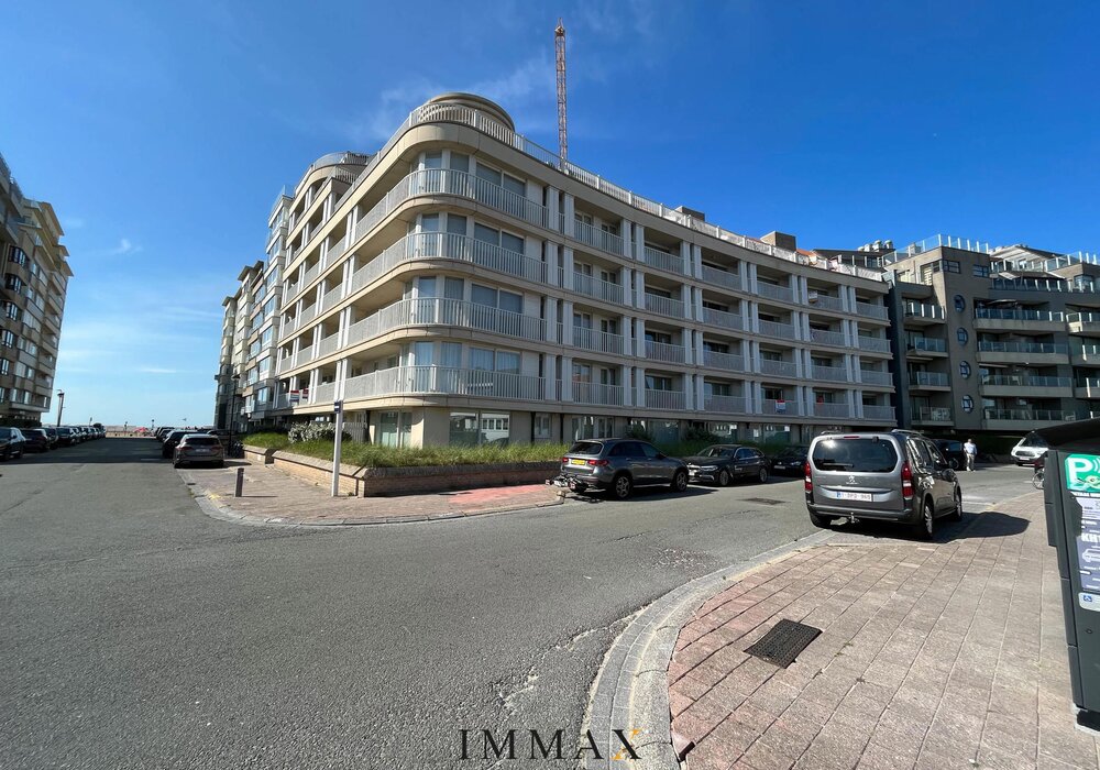 Emplacement facile d'accès, situé près de la plage et du Casino