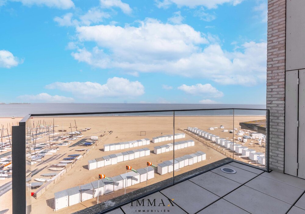 Mezzanine élégante avec vue sur mer