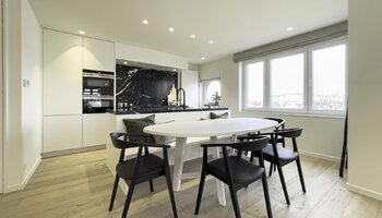 Spacieux appartement (3CH) rénové à Zegemeer 