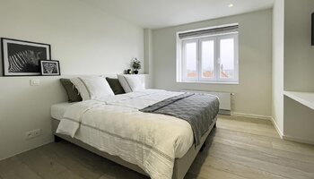 Spacieux appartement (3CH) rénové à Zegemeer 