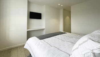 Spacieux appartement (3CH) rénové à Zegemeer 