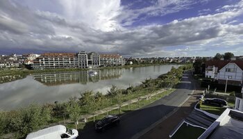 Spacieux appartement (3CH) rénové à Zegemeer 