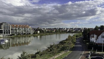 Spacieux appartement (3CH) rénové à Zegemeer 
