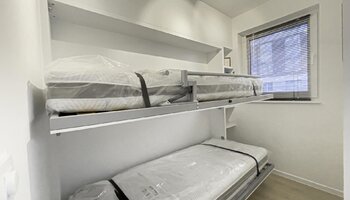 Appartement d’angle rénové près du Lippenslaan 