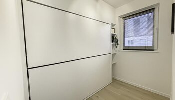 Appartement d’angle rénové près du Lippenslaan 