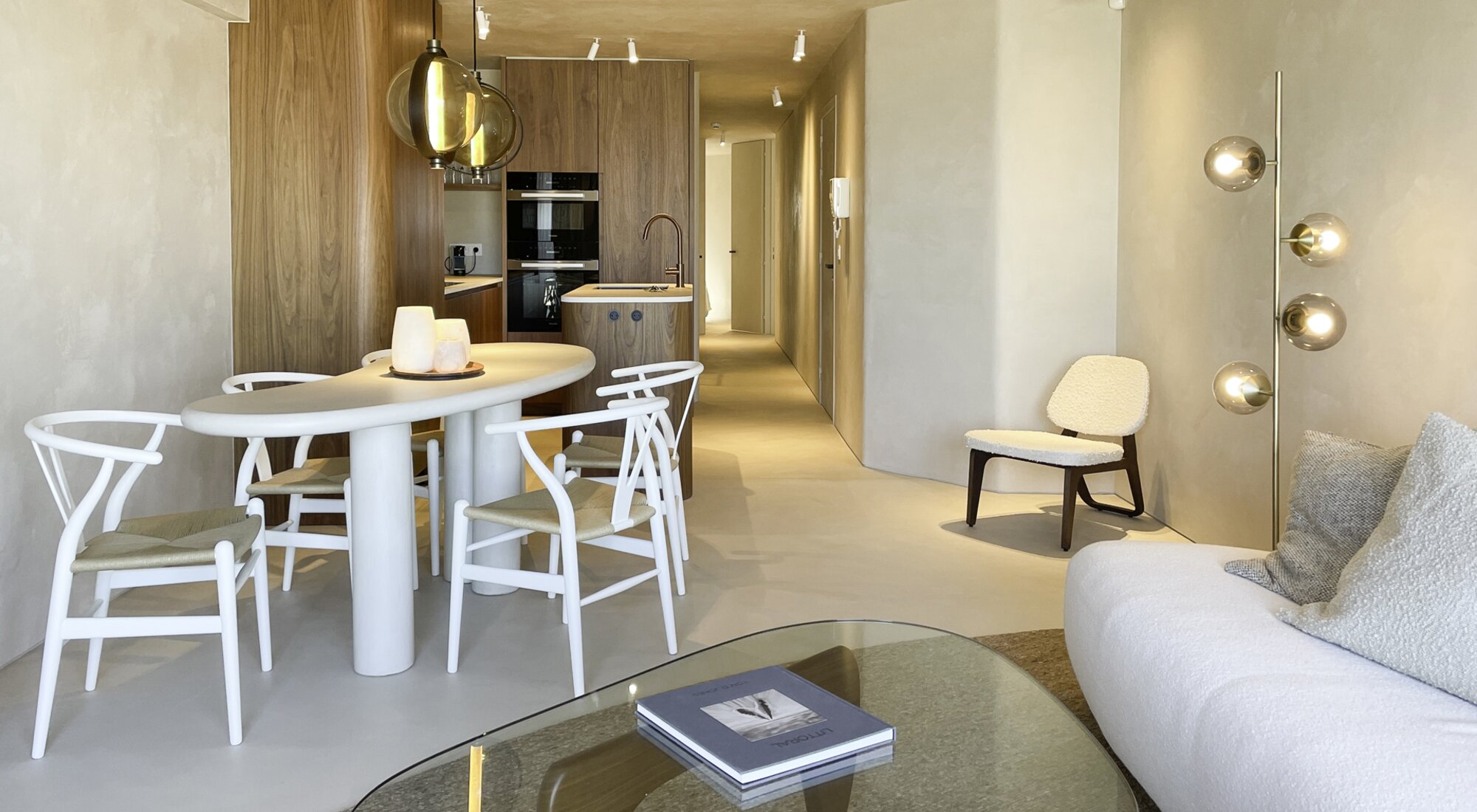 Luxueus gerenoveerd 3SK-appartement met frontaal zeezicht 