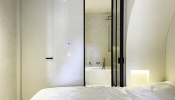 Luxueus gerenoveerd 3SK-appartement met frontaal zeezicht 