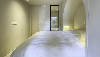 Luxueus gerenoveerd 3SK-appartement met frontaal zeezicht 