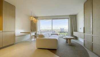 Uniek gerenoveerd appartement met twee slaapkamers 