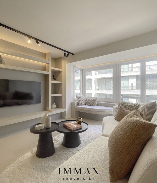 Fenomenaal gerenoveerd 3-SLK app. nabij Lichttorenplein 