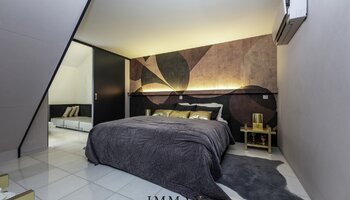 Exclusieve opbrengsteigendom met privé-woning, B&B met welness en magazijn 