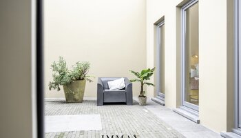 Exclusieve opbrengsteigendom met privé-woning, B&B met welness en magazijn 