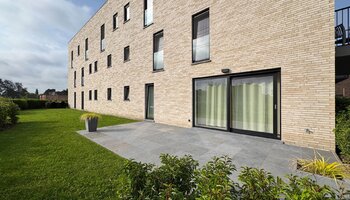 Instapklaar + energiezuinig nieuwbouwappartement met terras 