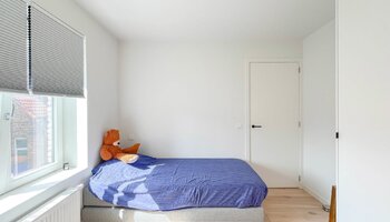 Uniek bemeubeld triplex appartement met 4 slaapkamers