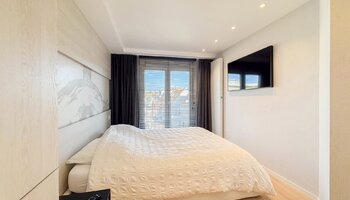 Appartement rénové de 2SLK sur la Lippenslaan 