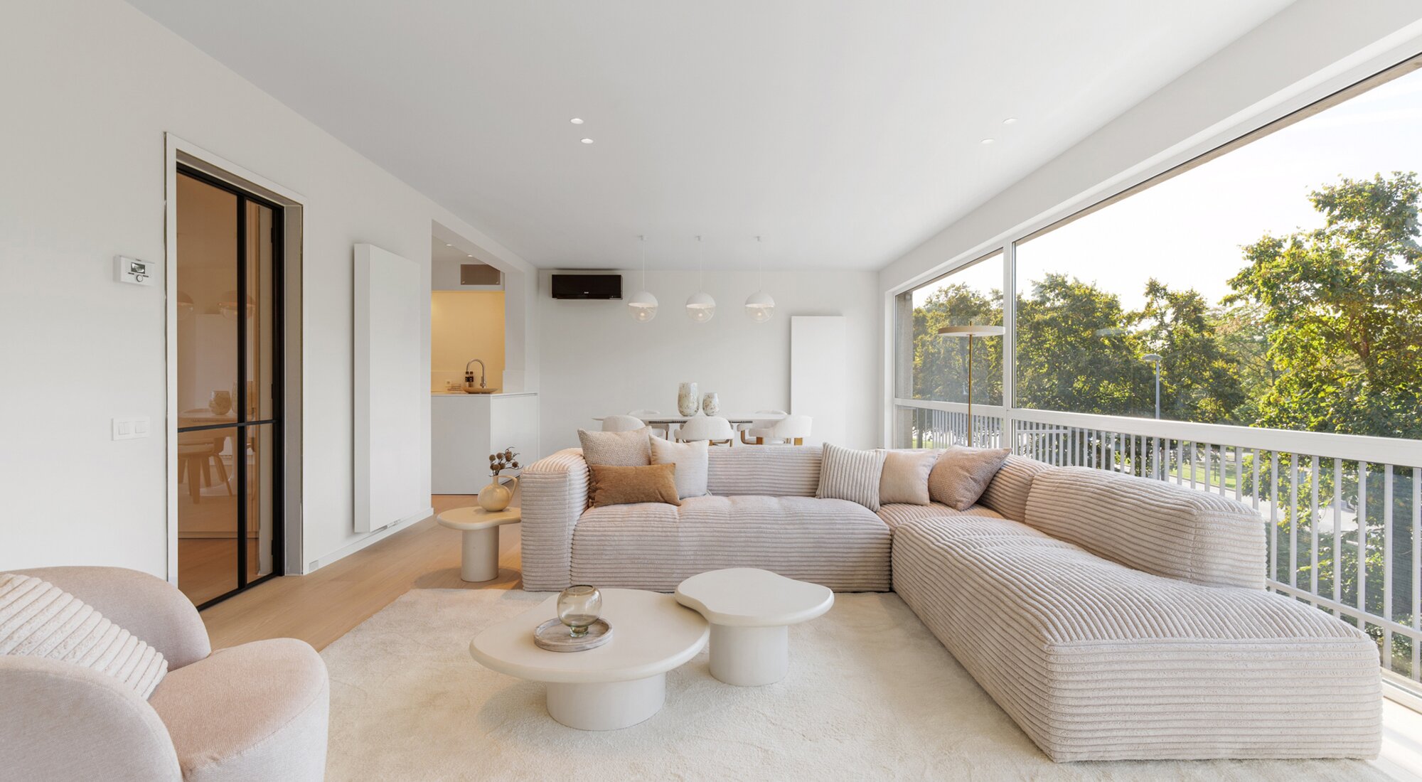 Appartement luxueusement fini avec une belle vue