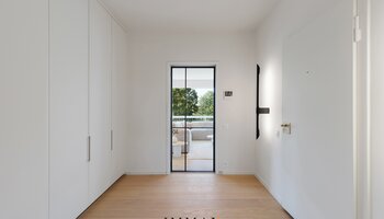 Appartement luxueusement fini avec une belle vue