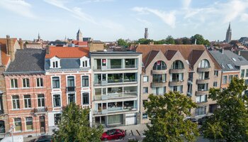 Appartement luxueusement fini avec une belle vue