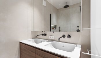 Appartement luxueusement fini avec une belle vue
