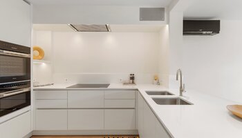 Appartement luxueusement fini avec une belle vue