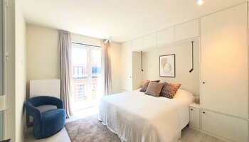 Mooi gerenoveerd appartement met frontaal zeezicht
