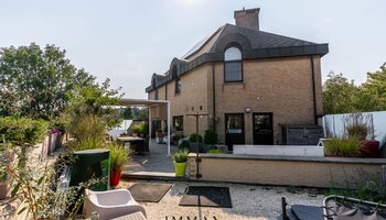 Uitzonderlijke 'villa in the sky' - triplex app - met groot zongericht terras 