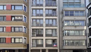 Appartement de 2 chambres joliment rénové près de la Driehoeksplein et de la Zeedijk 