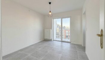 Vernieuwde penthouse met groot terras