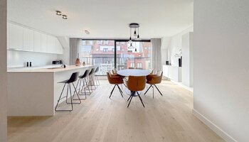 Appartement moderne et récent de 3 chambres en duplex