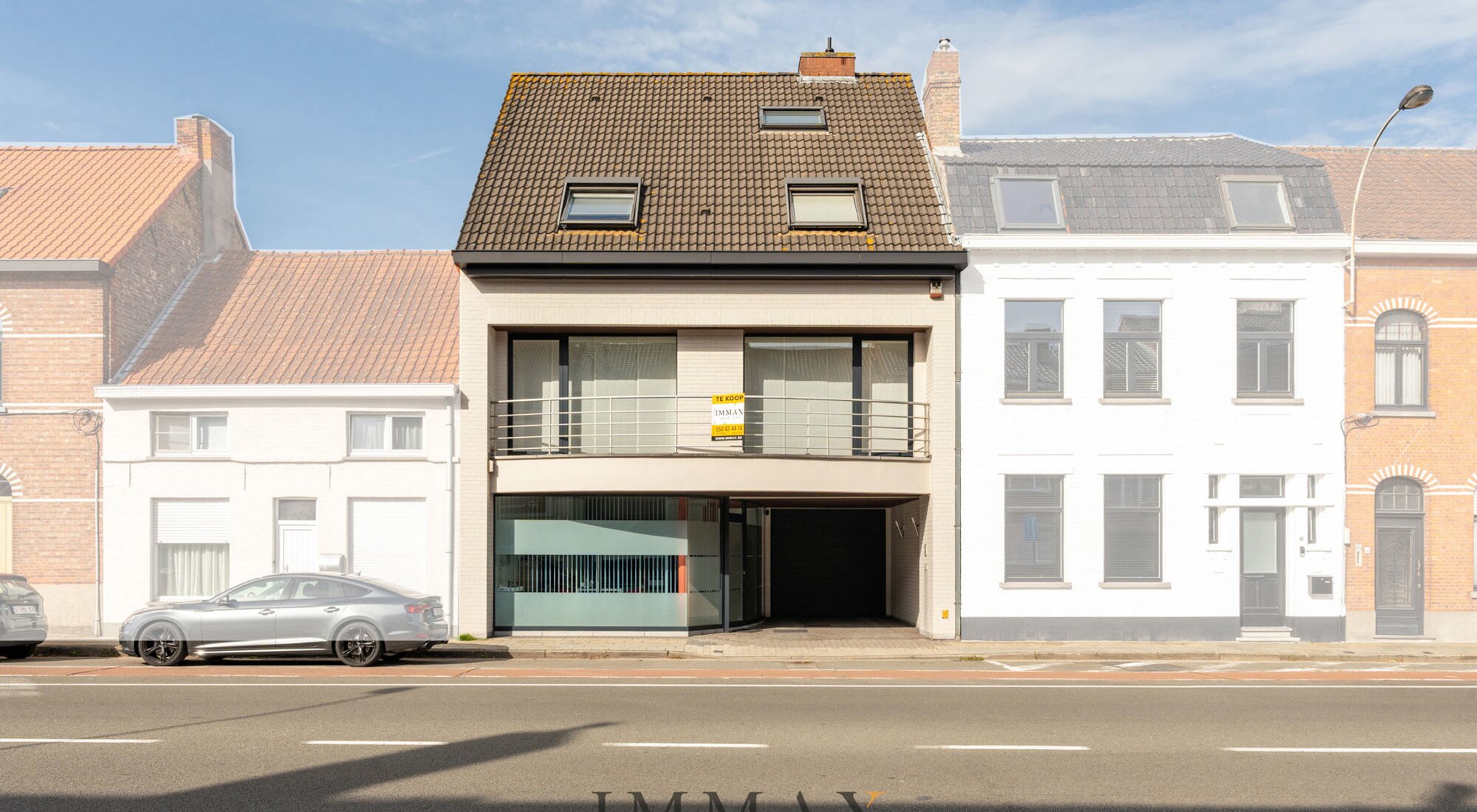 Immeuble commercial clé en main avec bureaux/appartements/entrepôts | Bruges (Sint-Andries)