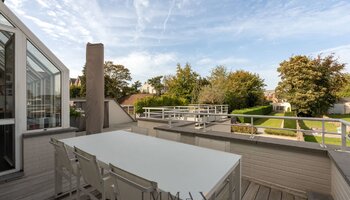 Immeuble commercial clé en main avec bureaux/appartements/entrepôts | Bruges (Sint-Andries)