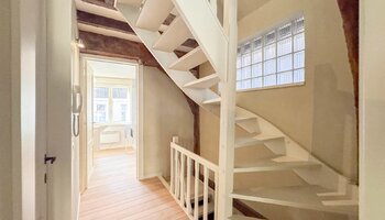 Ruime instapklare herenwoning op mooie locatie