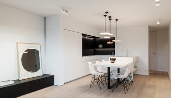 Uniek appartementsgebouw met 5 units en open zicht