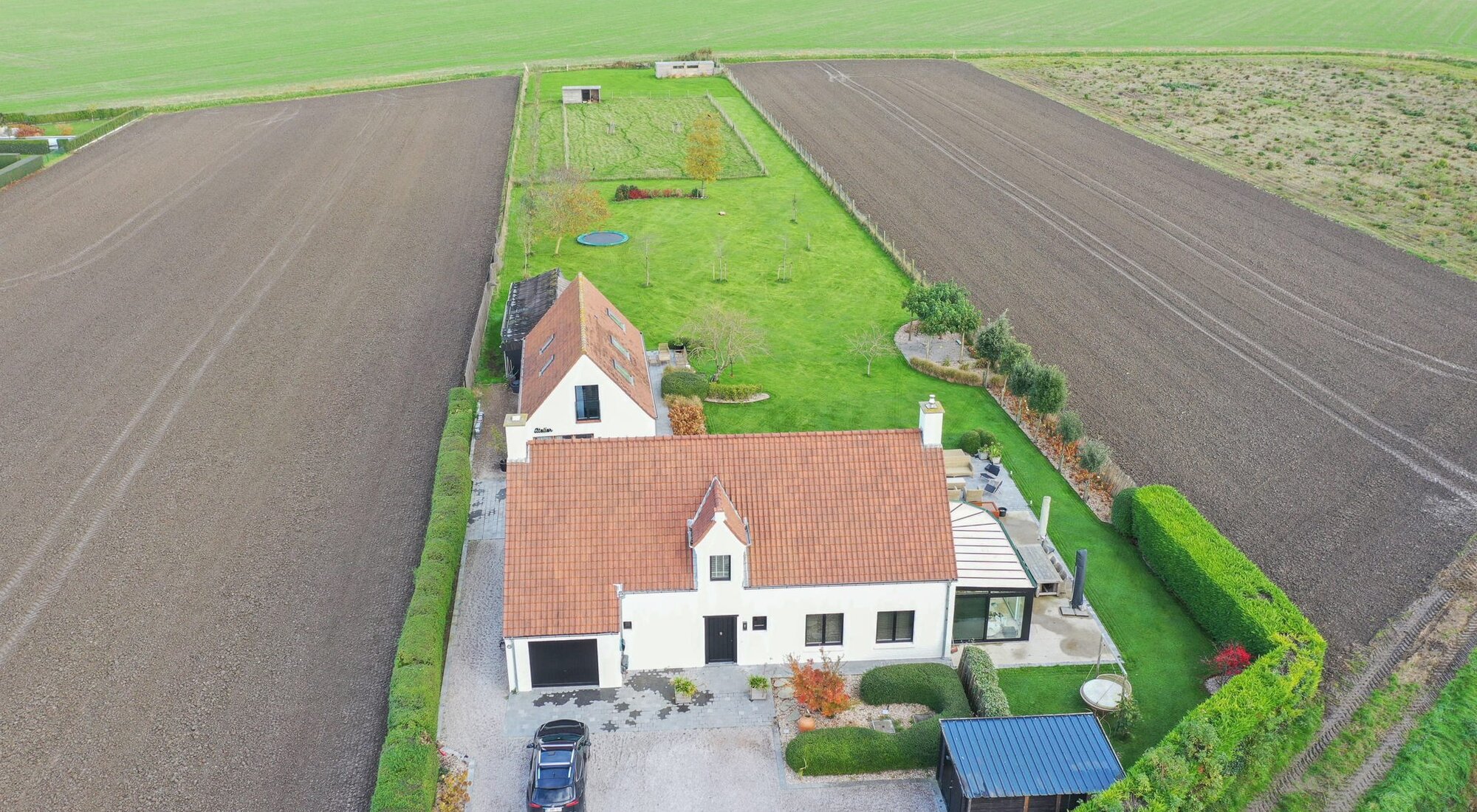 Ferme exclusive avec annexe séparée dans une situation privilégiée (5.550 m² de terrain)