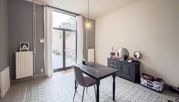 Zeer ruime burgerwoning met grote tuin