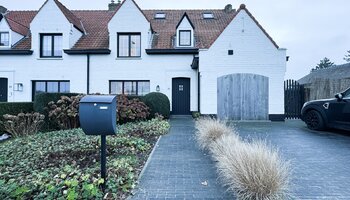 Villa de couple élégamment rénovée avec vue panoramique sur les polders de Knokse