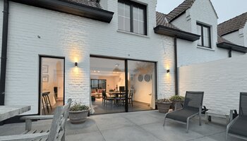 Villa de couple élégamment rénovée avec vue panoramique sur les polders de Knokse