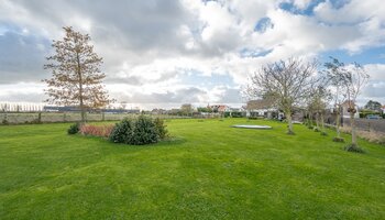 Ferme exclusive avec annexe séparée dans une situation privilégiée (5.550 m² de terrain)