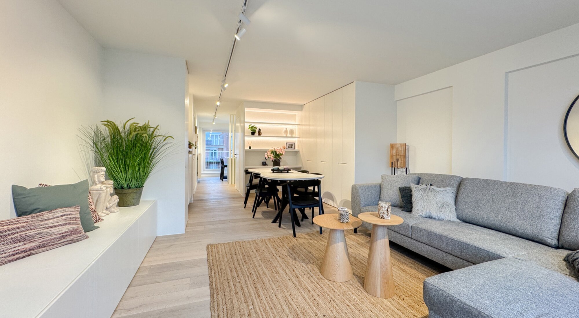 Subliem gerenoveerde penthouse met 3SK én westgericht zonneterras
