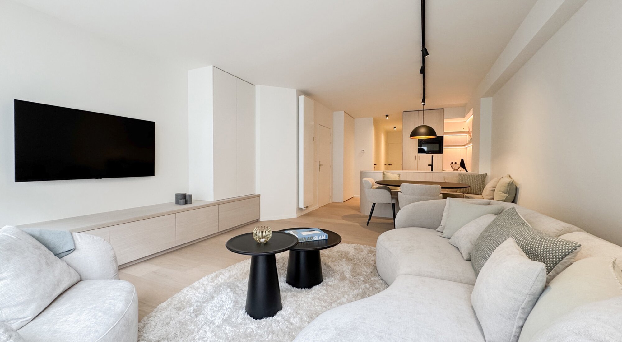 Subliem gerenoveerd 2SLK-appartement met zijdelings zeezicht in het Zoute