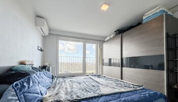 Instapklaar dakappartement met mooi vergezicht en ruim terras