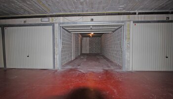 Box double garage spacieux et accessible proche du centre et de la plage