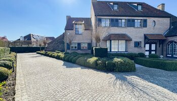 Exclusieve villa met tuin en zwembad 
