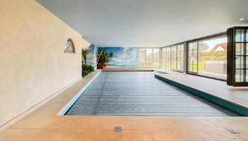 Exclusieve villa met tuin en zwembad 