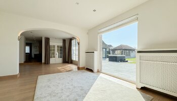 Exclusieve villa met tuin en zwembad 